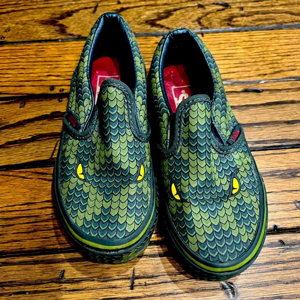 Vans boys snake slip on shoes